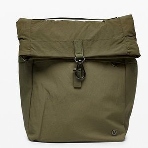 Cross Paths Rucksack 14L in Medium Olive!